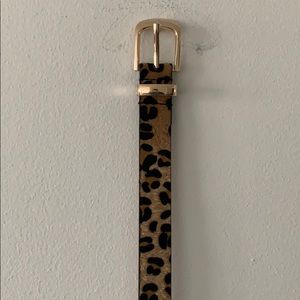 Leopard print belt